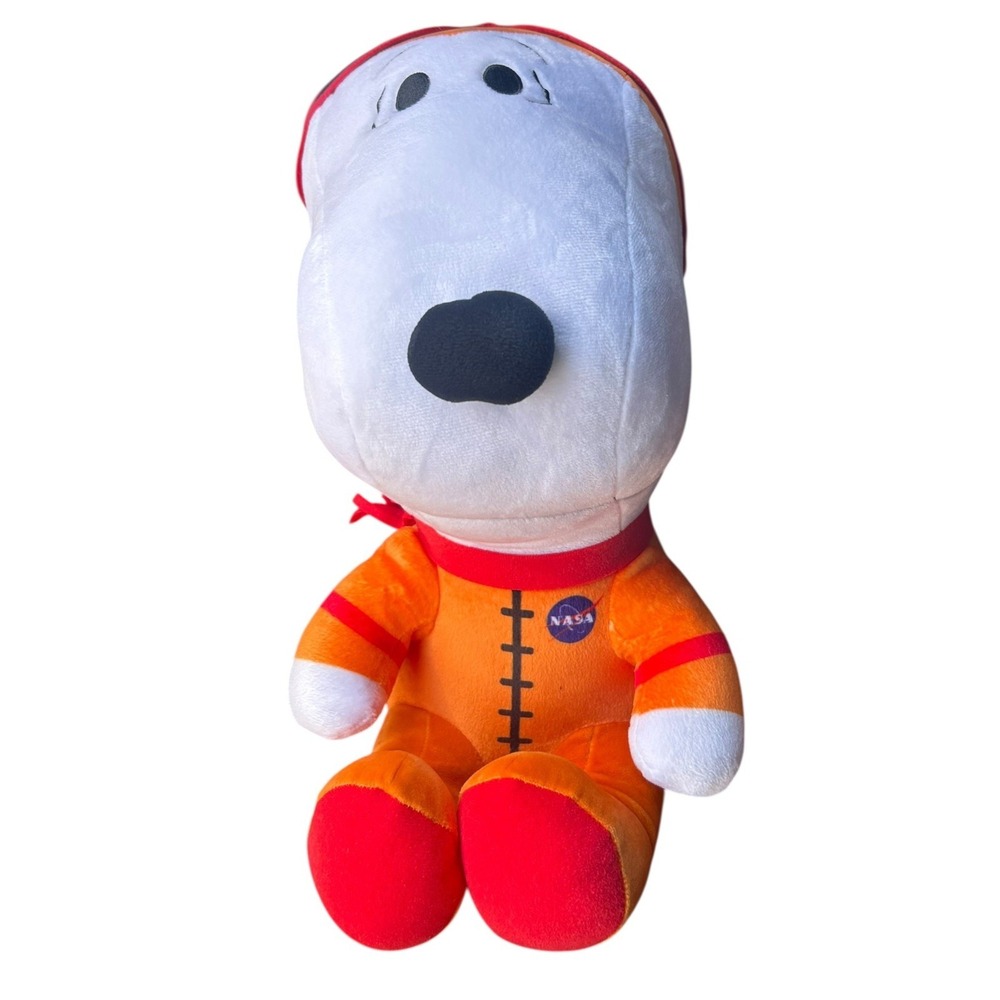 2022 Snoopy in Space Plush Astronaut NASA Peanuts‎ Macy's Thanksgiving Parade